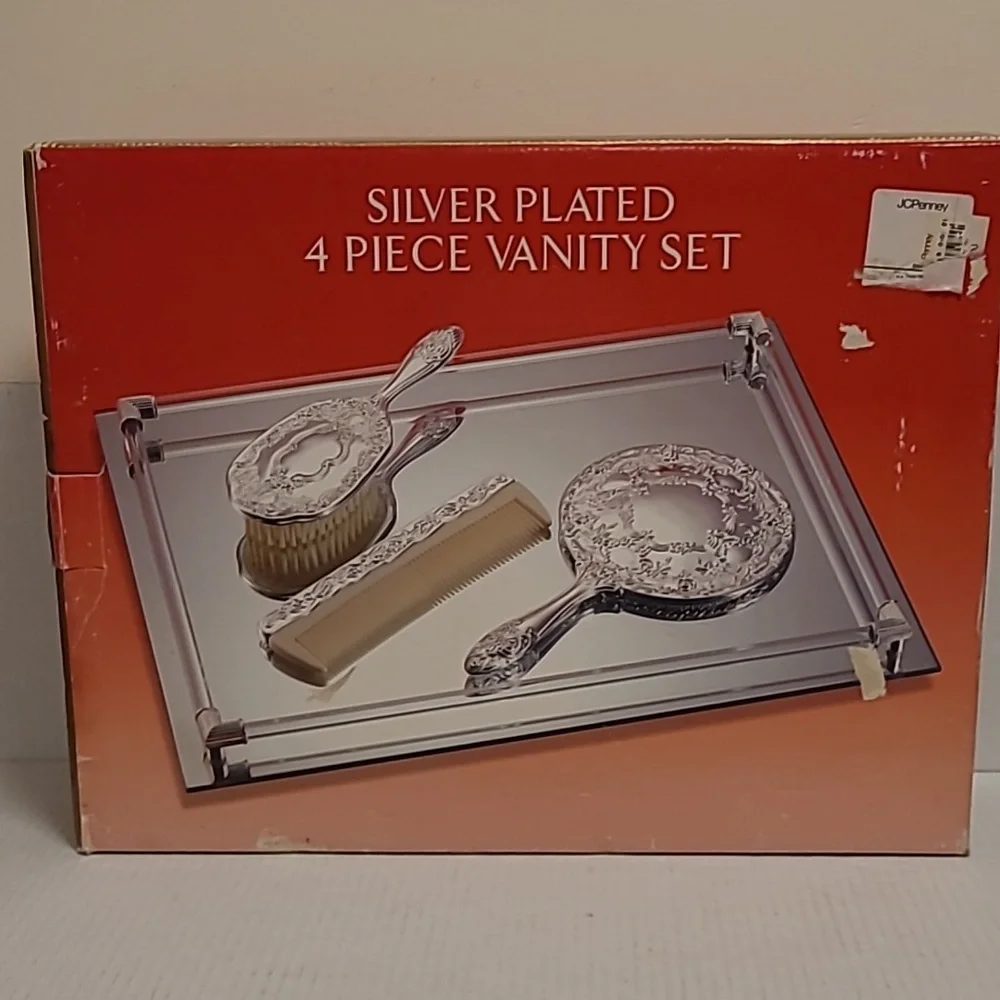 NIB Vintage 4 Piece Silver Plated Vanity Set in Original Box